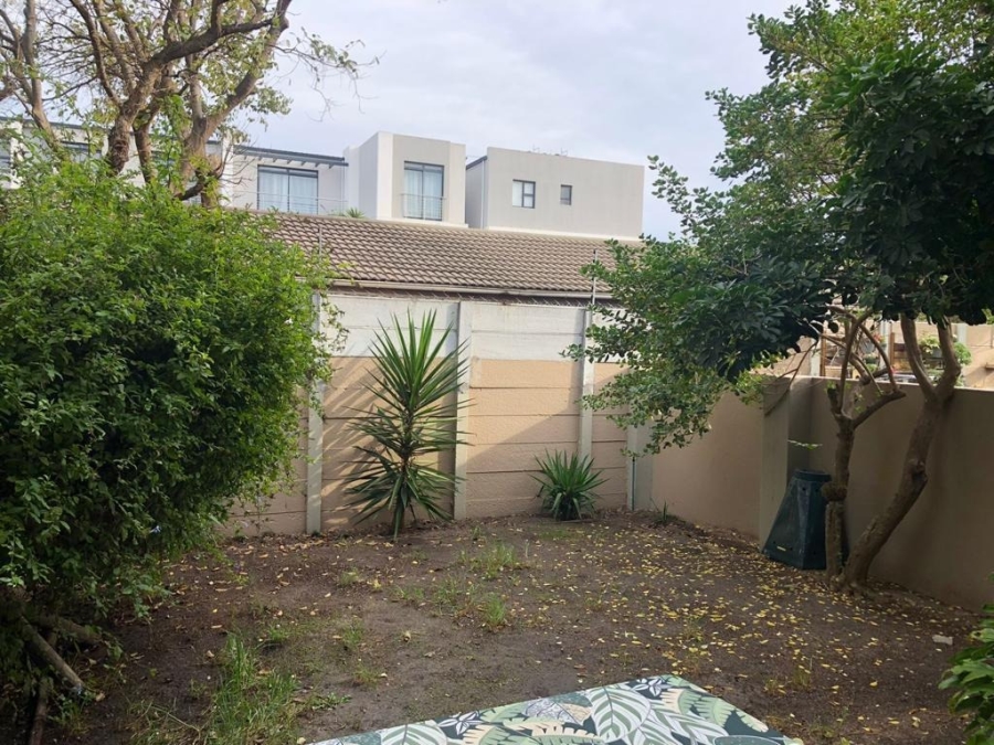 To Let 2 Bedroom Property for Rent in Table View Western Cape